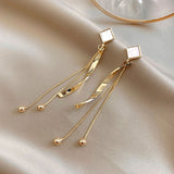 Trizchlor Trend Simulation Pearl Long Earrings Female Moon Star Flower Rhinestone Wedding Pendant Earrings Fashion Korean Jewelry Earrings